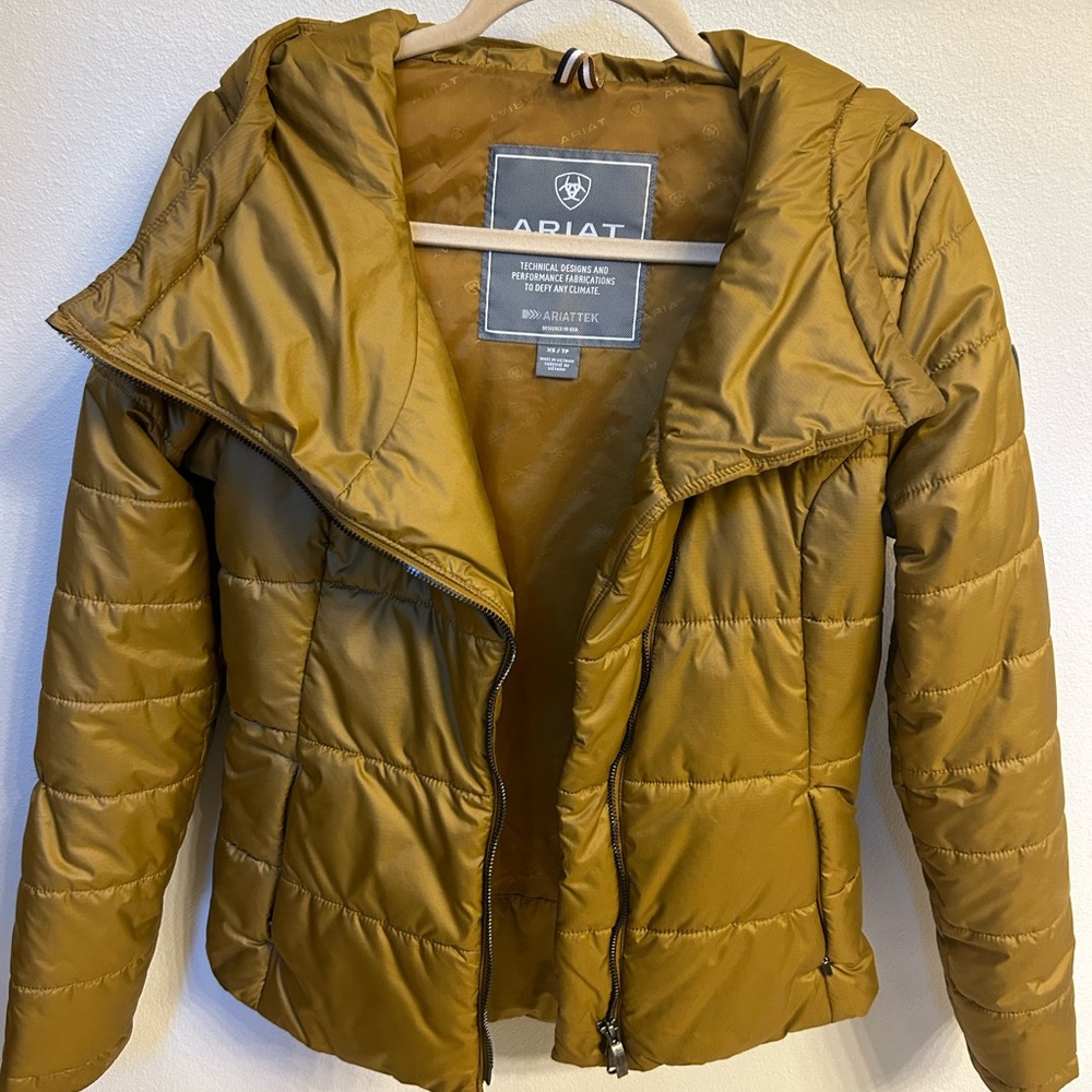 Ariattek women’s insulated jacket